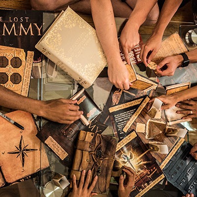 lost-mummy-group Groups of players